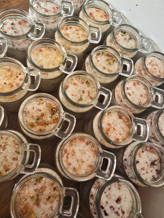 Revive Bath Salt – Chamomile & Geranium Mineral Soak with Epsom & Dead Sea Salts