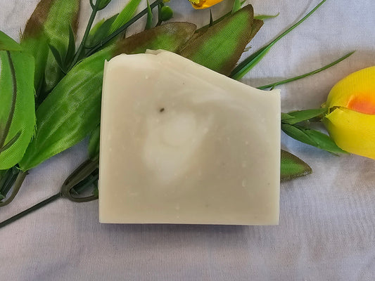 “Handmade peppermint soap with green clay for cooling and detox”
“Refreshing natural soap bar with peppermint essential oil”