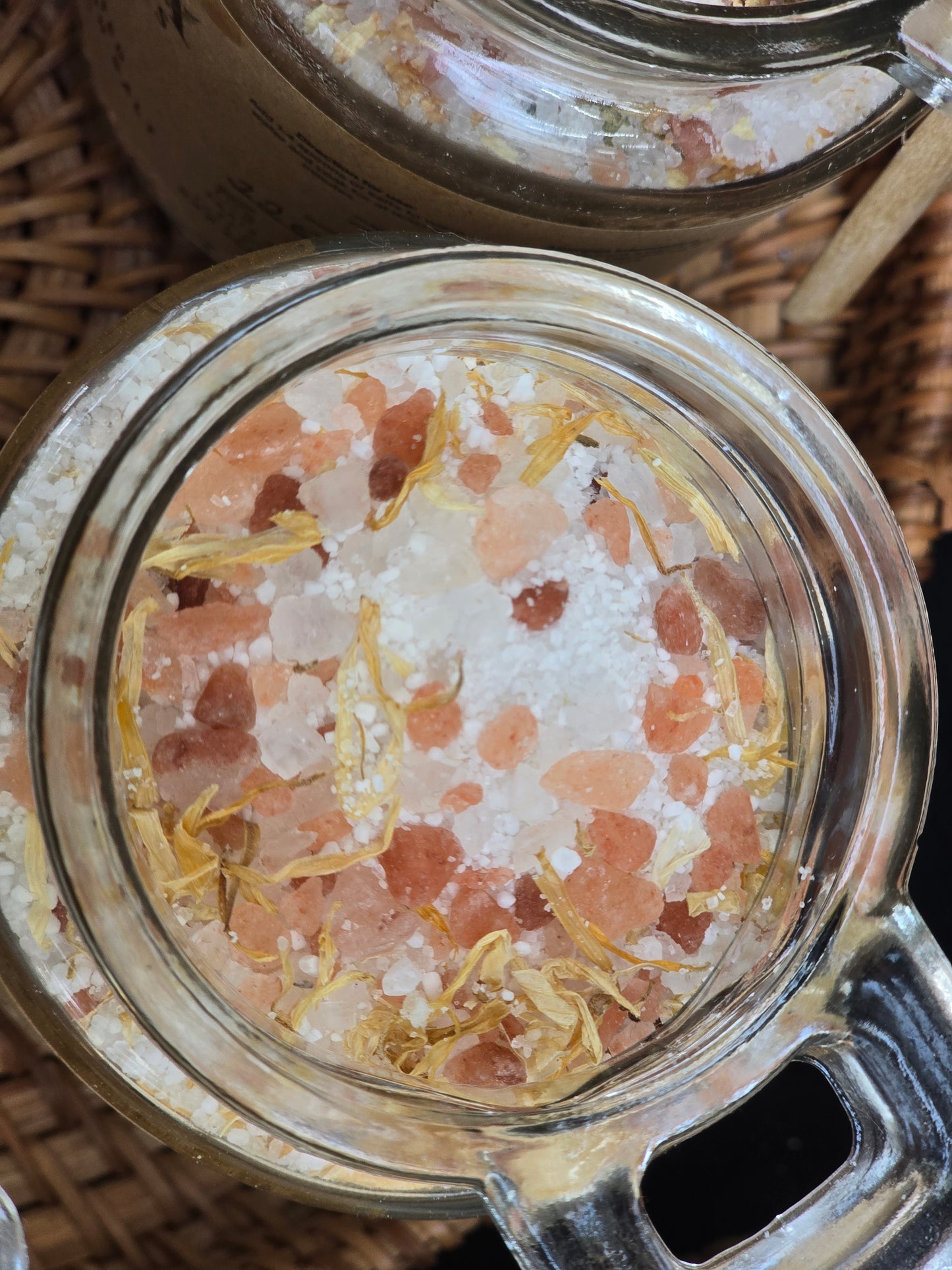 Energy Bath Salt – Eucalyptus & Calendula Blend with Mineral Salts